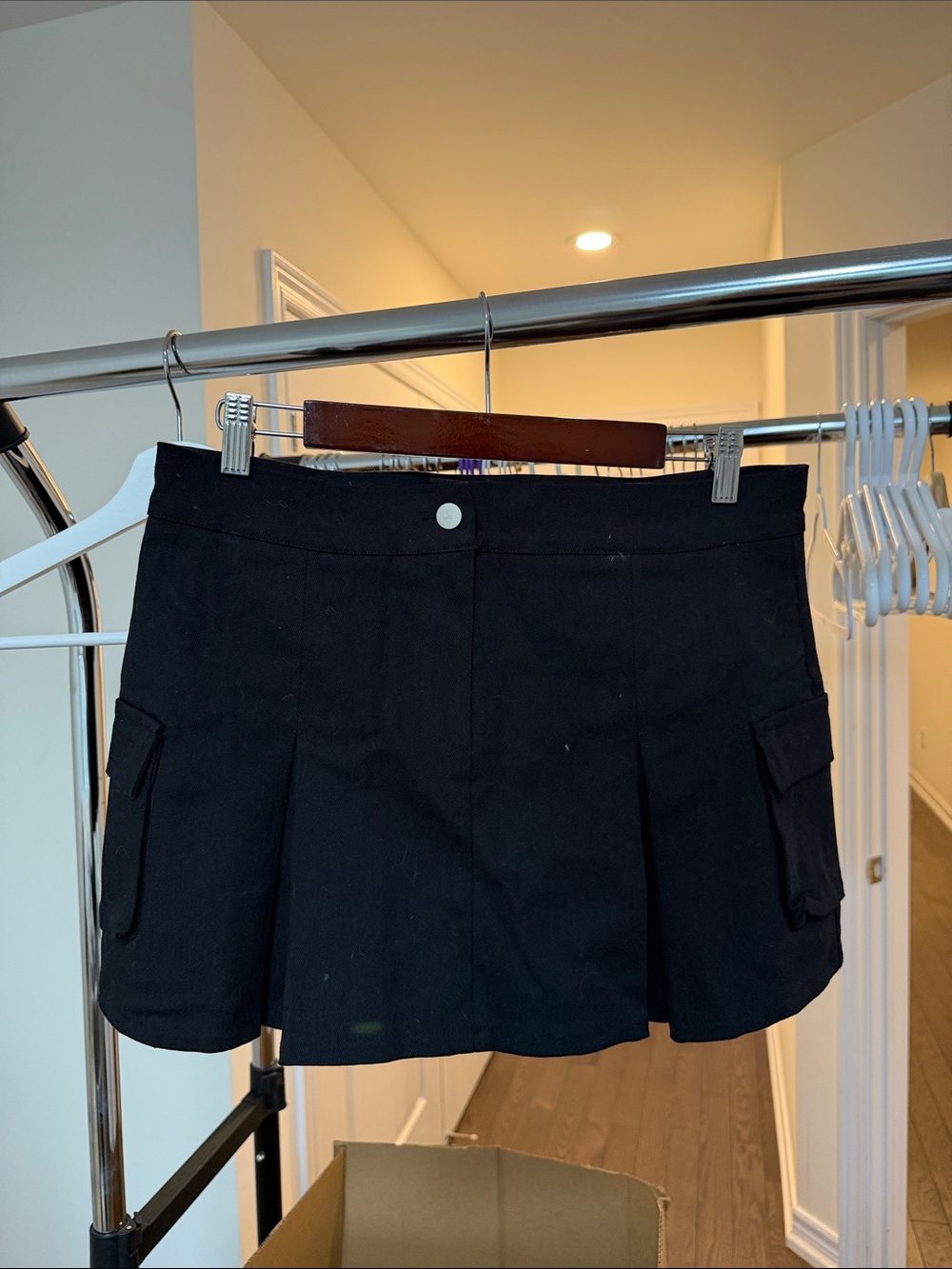 OAK + FORT Black Cargo Pleated Skort